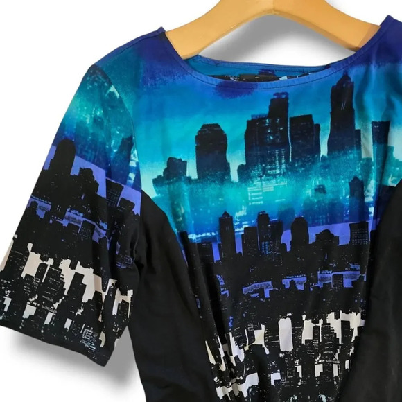 Style & Co women's petite multicolor scene in the city short sleeves Blouse - Picture 3 of 8
